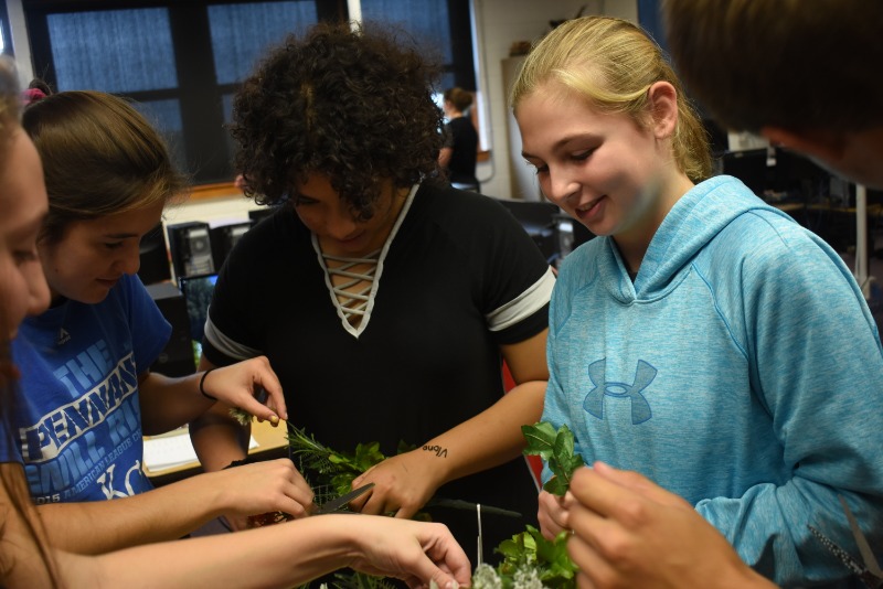 Quinter Schools Quinter KAY Shows Appreciation for Others