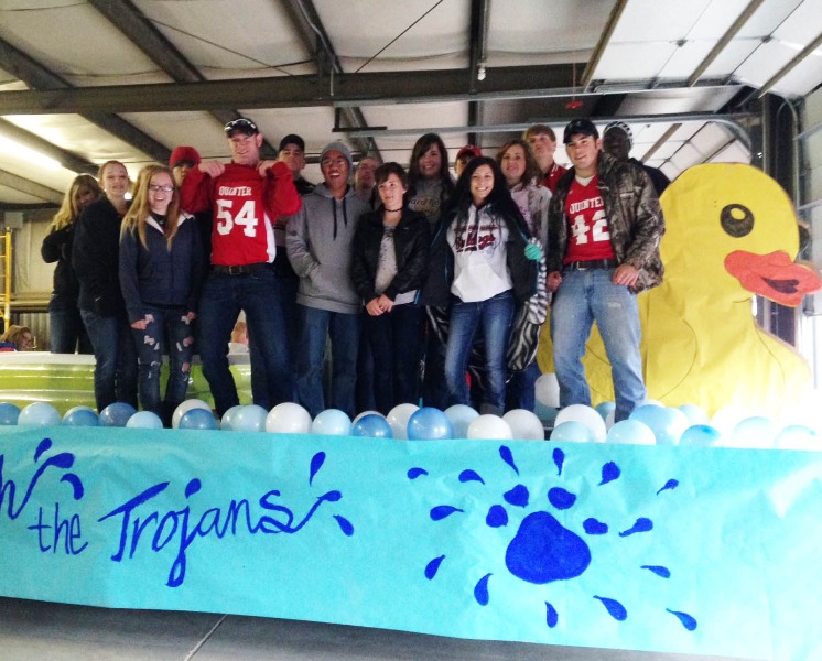 Quinter Schools Bulldog 2014